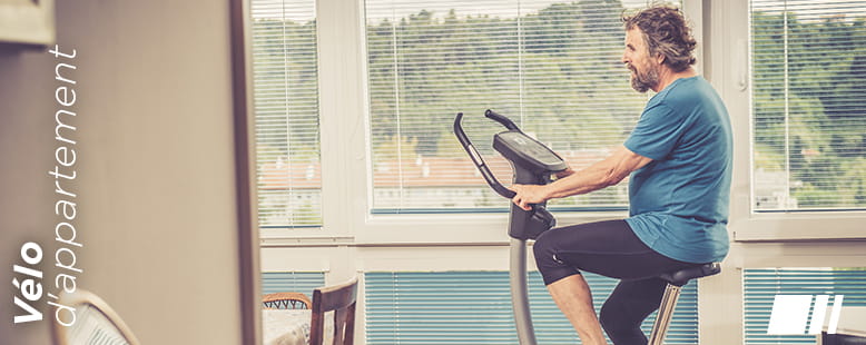 Santé / remise en forme avec une vélo d'appartement